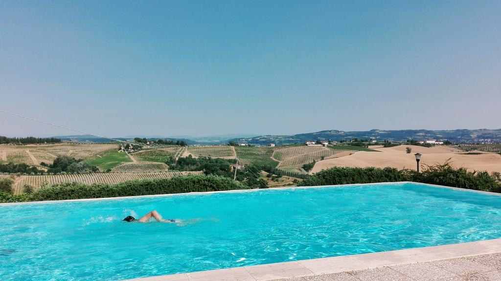 Agriturismo Luggiano فينشي المظهر الخارجي الصورة